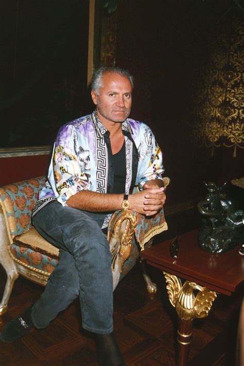 gianni versace spa fatturato|what was versace first named.